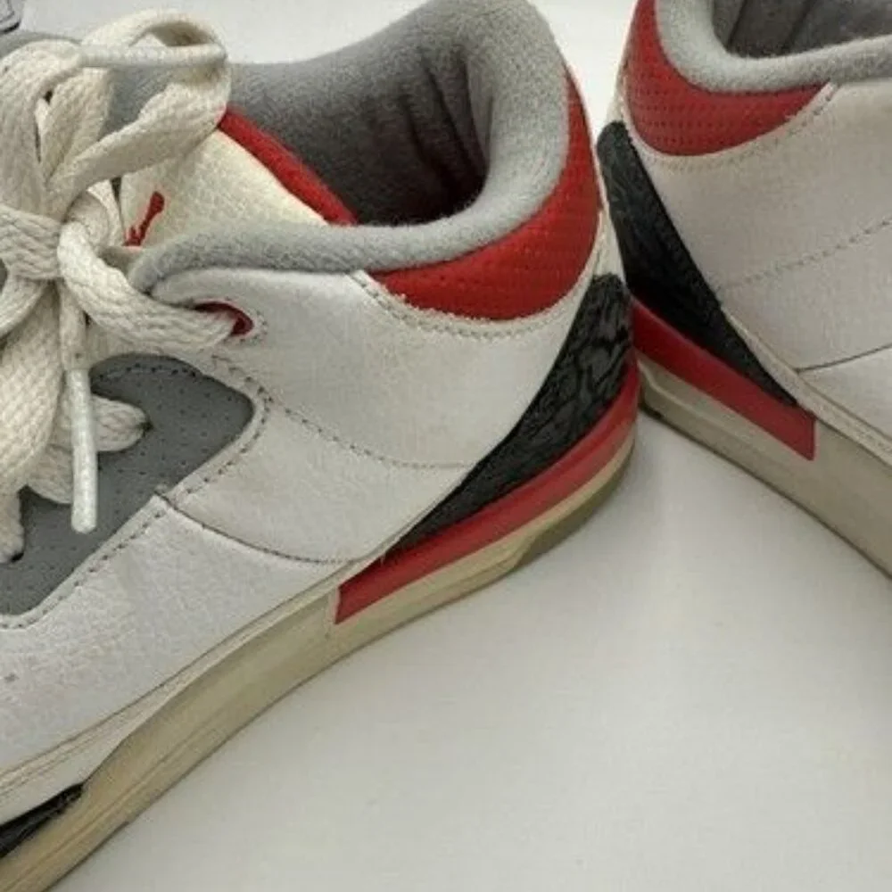 LOOK! Nike Air Jordan 3 Retro PS 2013 429487-120 Kids Youth 2.5Y Fire Red Cement